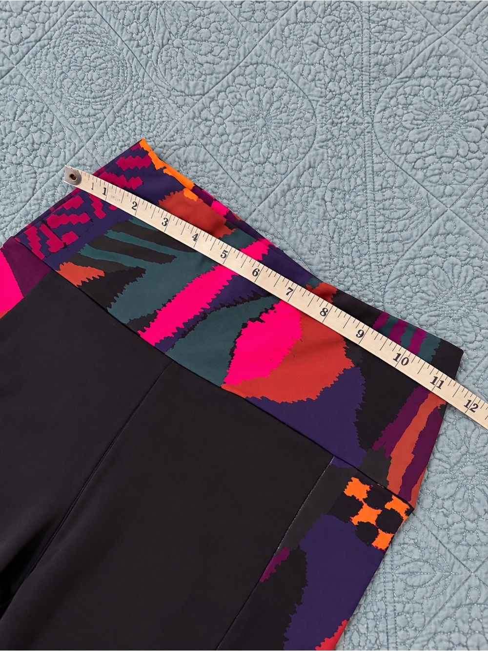 Farm Rio High-Waist Colorblock Performance Leggings - Picture 3 of 6